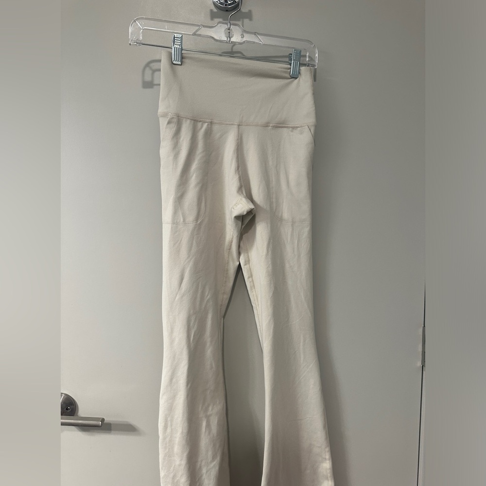 Arie Flare leggings